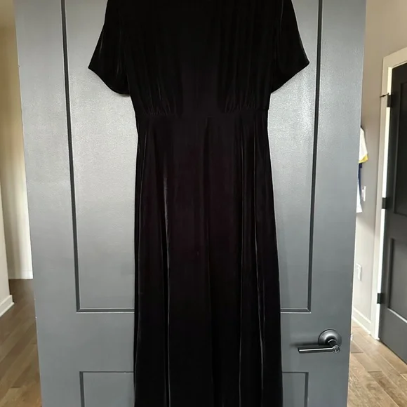🖤 NWT The Kooples Black Velvet Short Sleeve Midi Dress | $445 Retail! - Picture 7 of 10